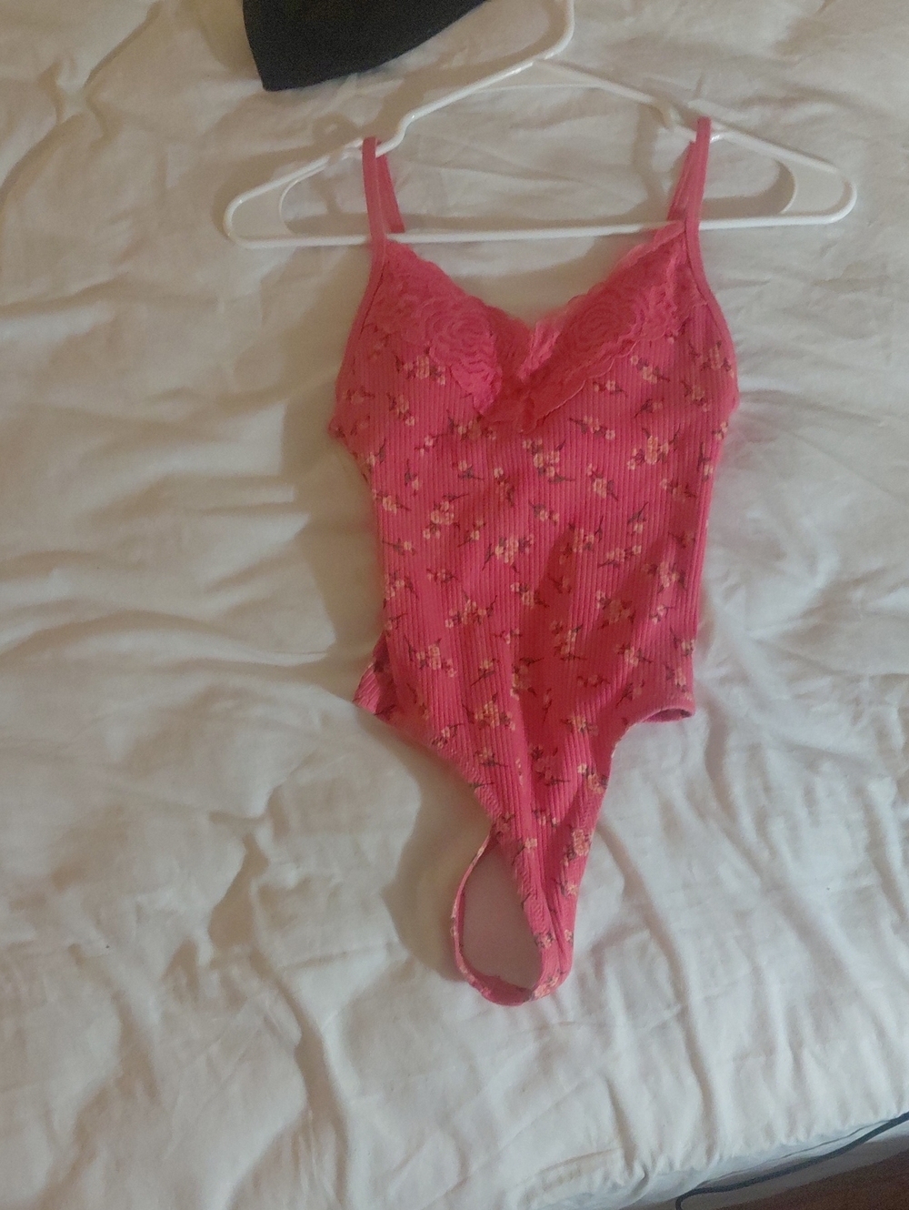 PINK Victoria's Secret Hot Pink Floral Lace-Trim Kids One-Piece Bodysuit